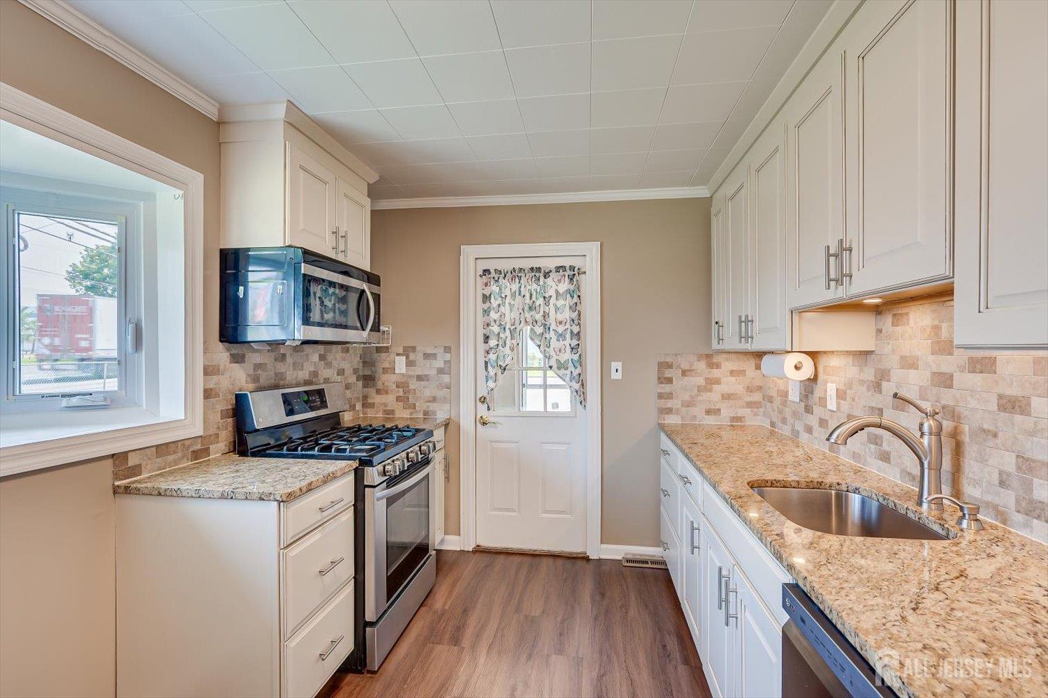 37 Kate Terrace Piscataway NJ 08854
