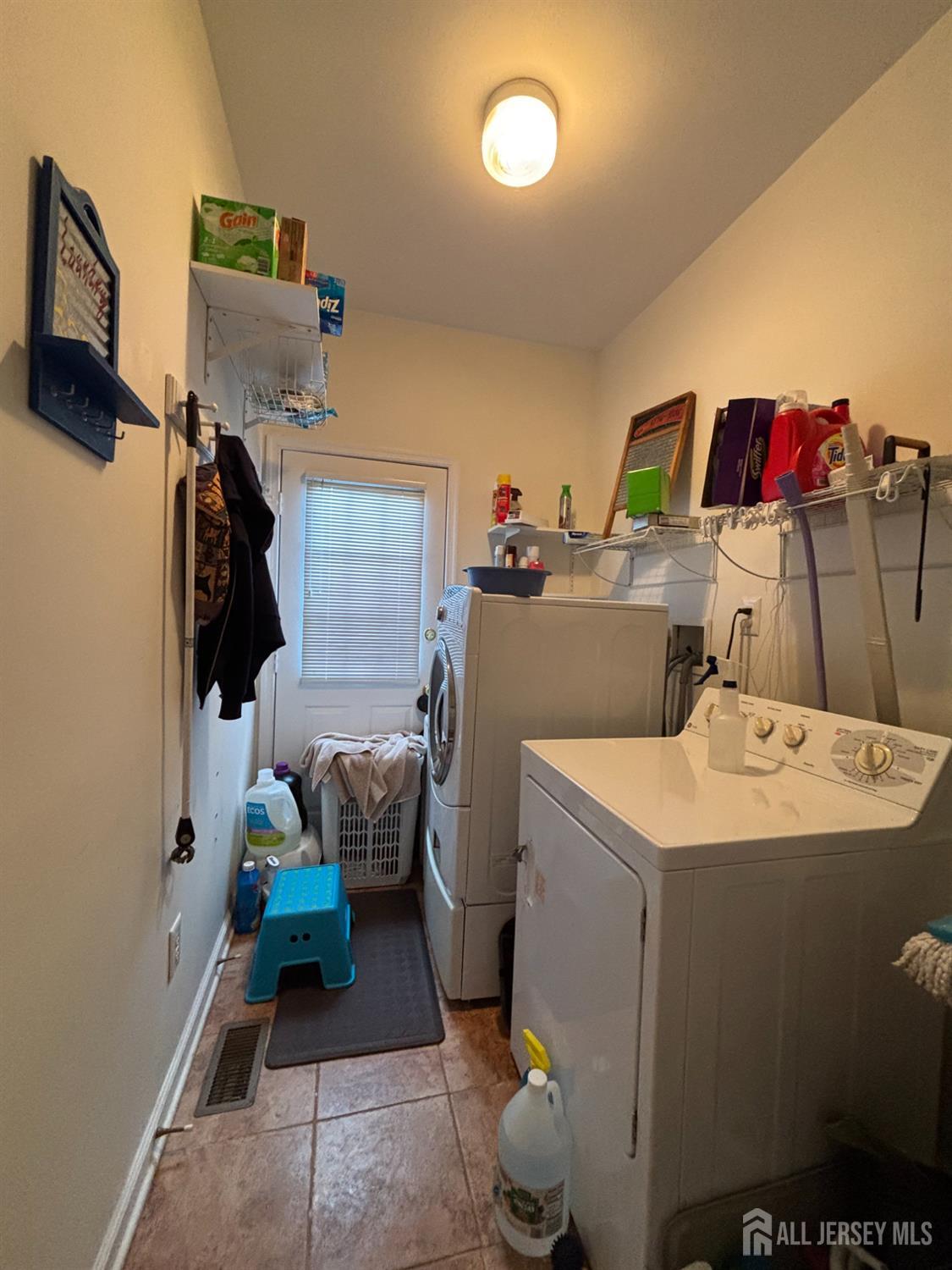 10 Sequoia Drive South Brunswick NJ 08810