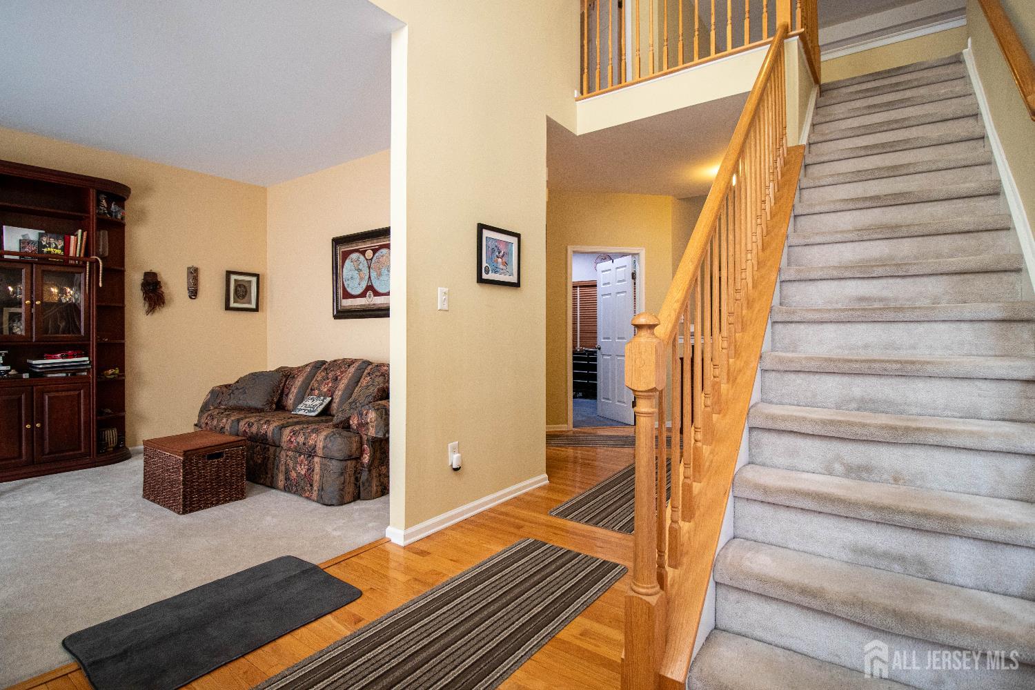 10 Sequoia Drive South Brunswick NJ 08810