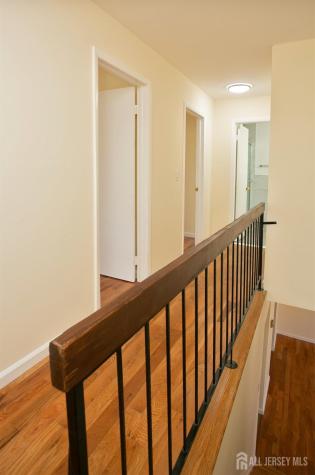 7 Cactus Court Edison NJ 08820