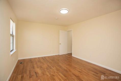 7 Cactus Court Edison NJ 08820