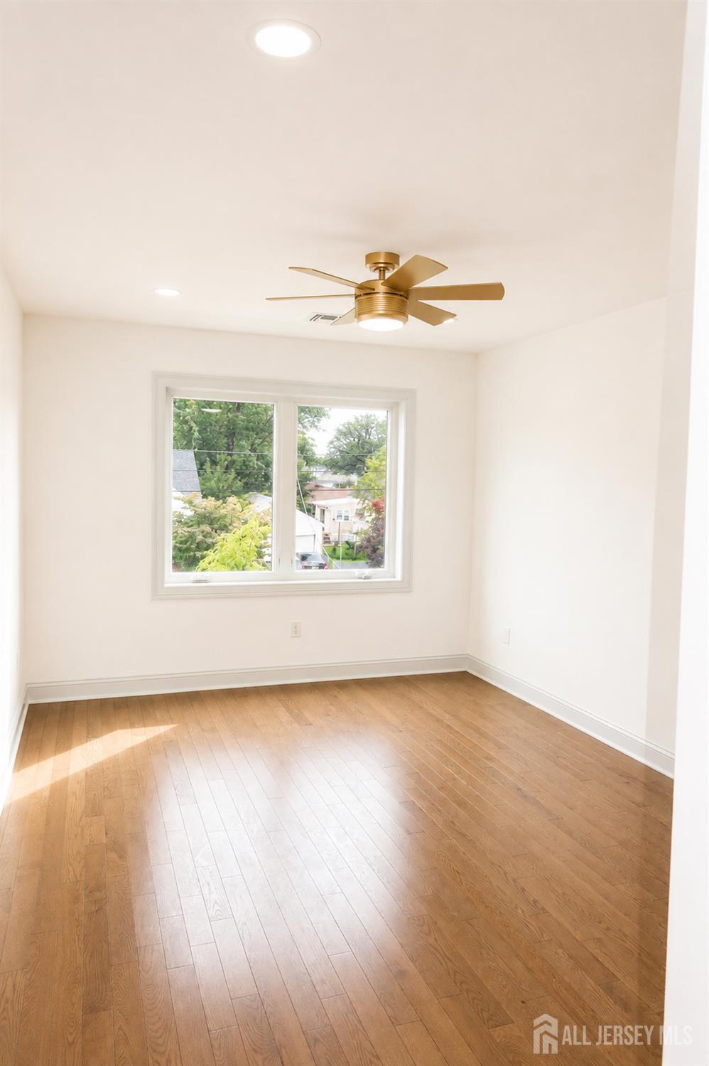 46 Foyer Street Edison NJ 08817