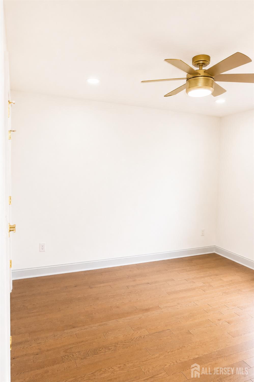 46 Foyer Street Edison NJ 08817