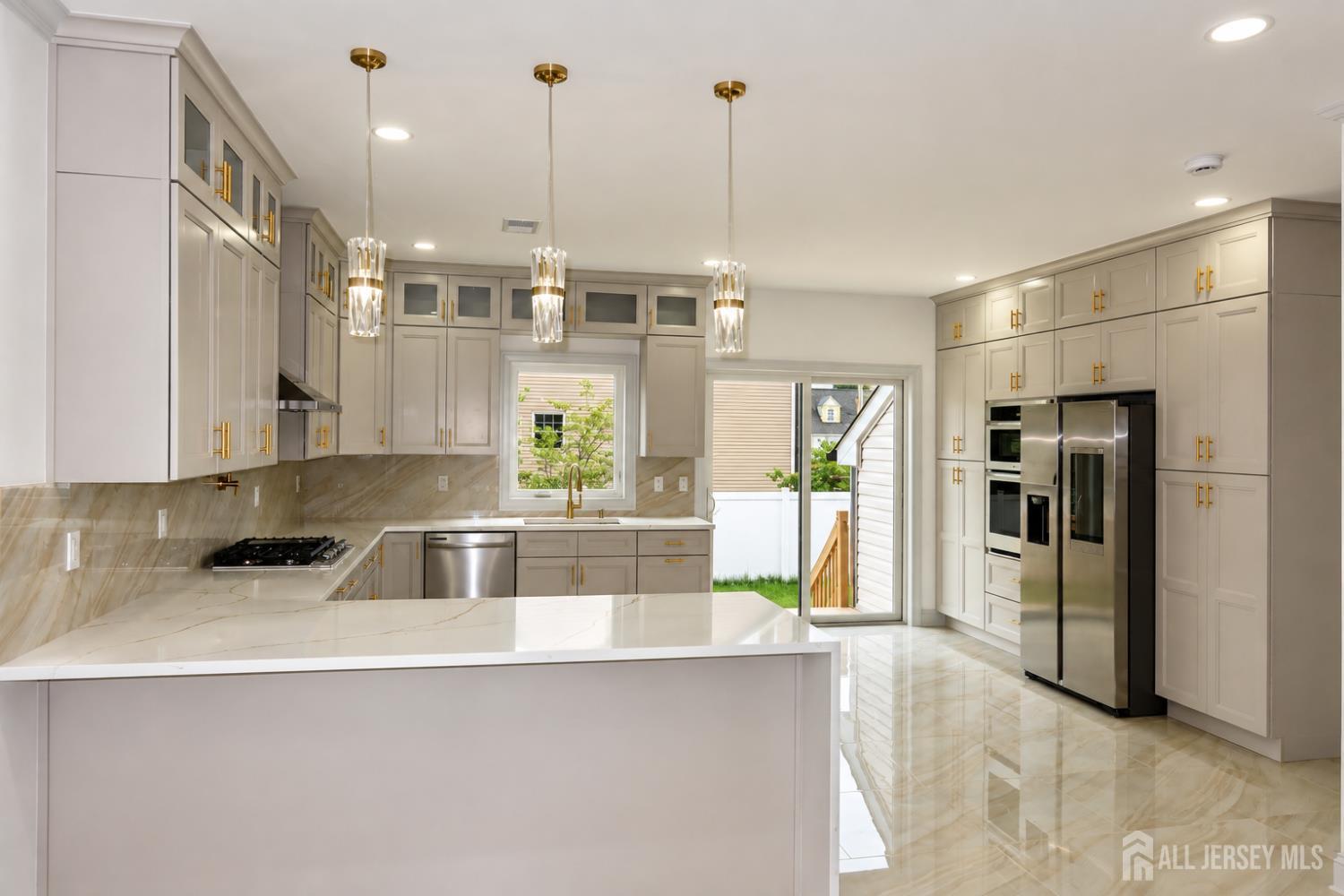 46 Foyer Street Edison NJ 08817