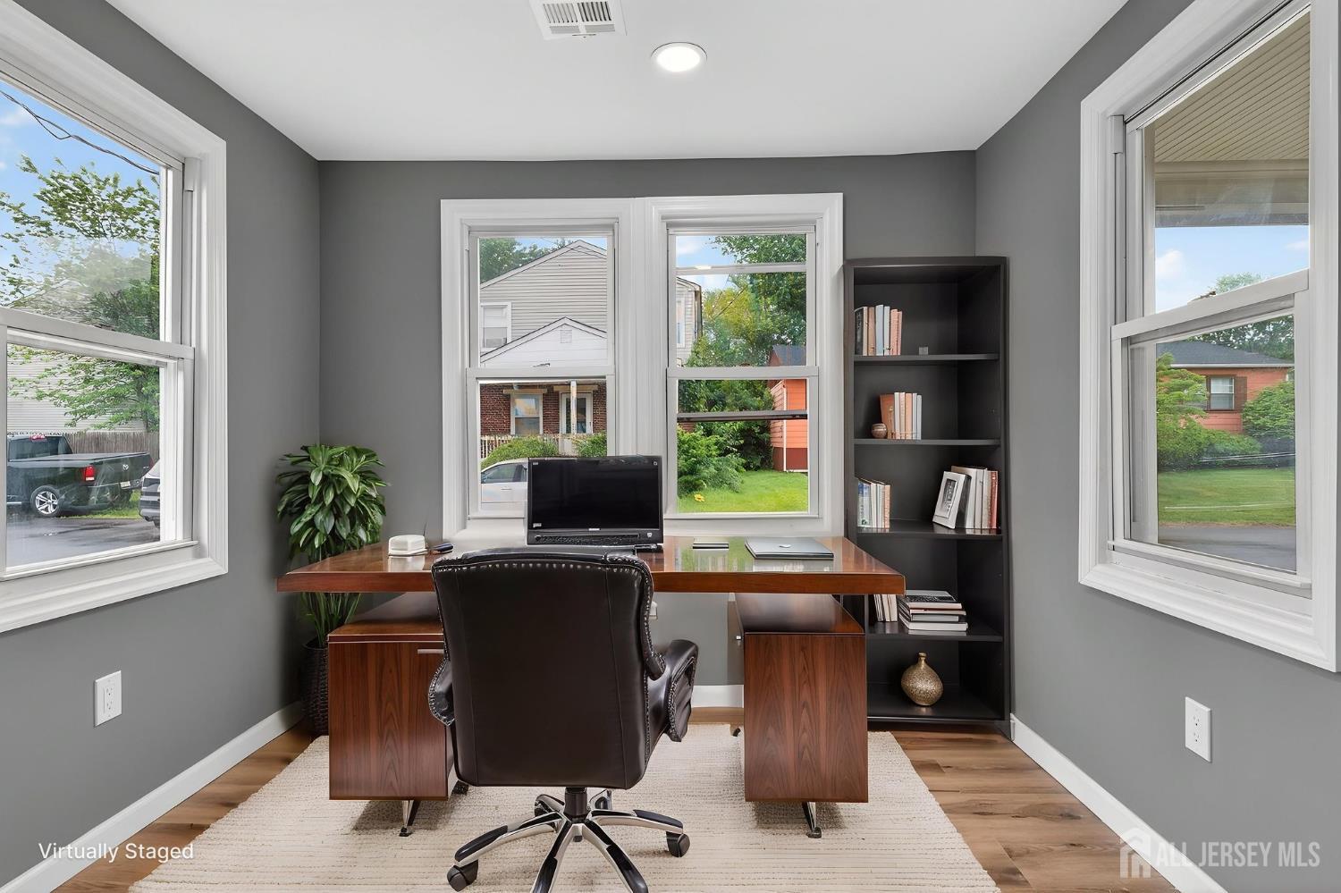 16 Gordon Street Aberdeen NJ 07721