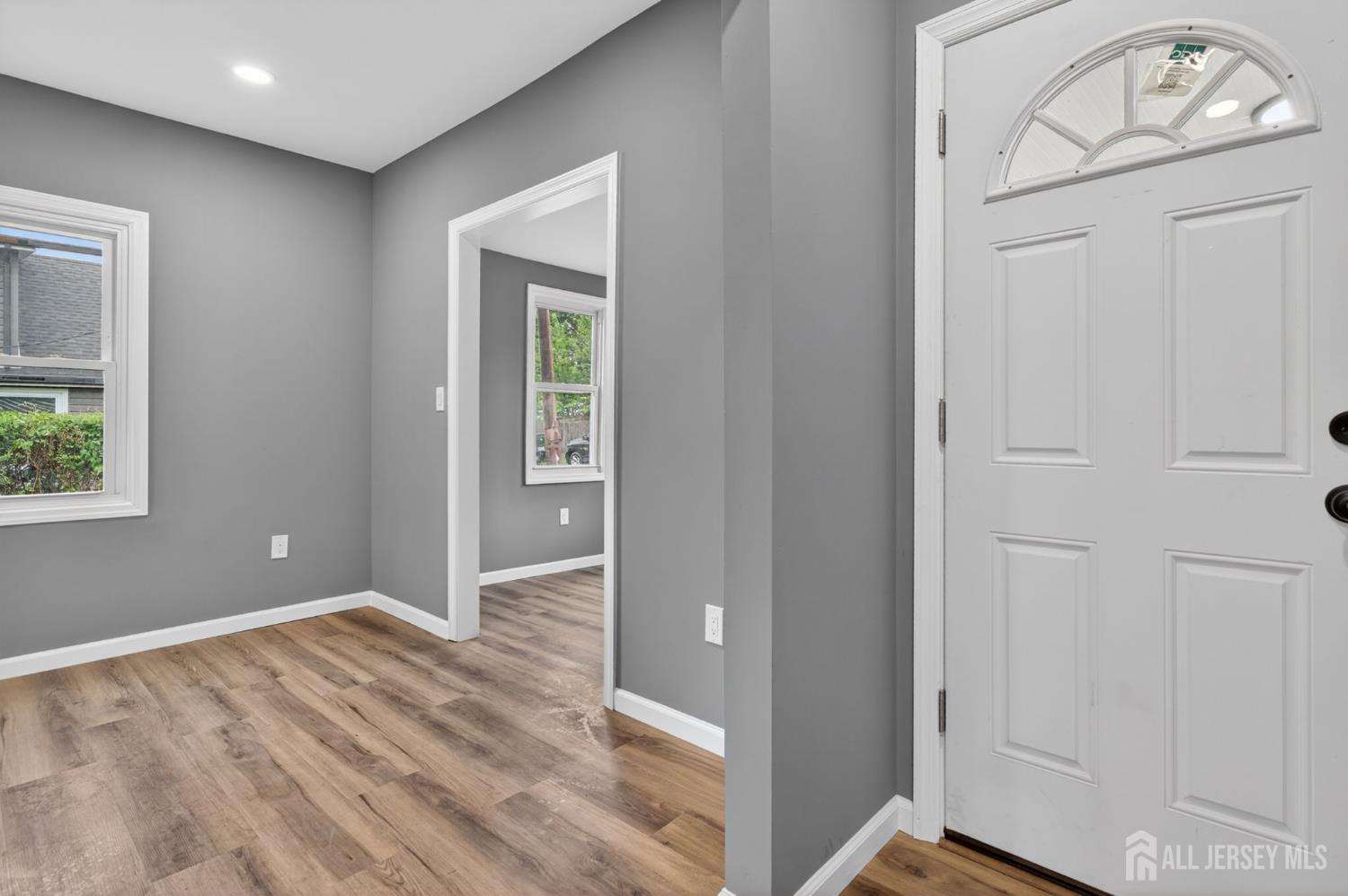 16 Gordon Street Aberdeen NJ 07721