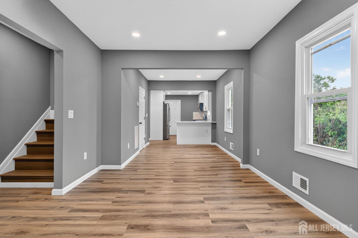 16 Gordon Street Aberdeen NJ 07721