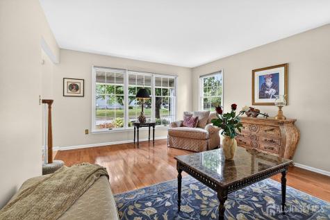 92 Bradford Lane Plainsboro NJ 08536