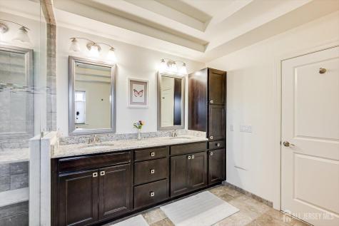 2 Eagle Court South Brunswick NJ 08852