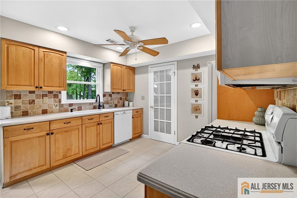 3 Driftwood Court Monroe NJ 08831