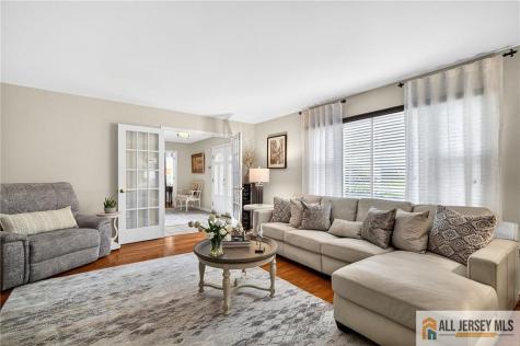 3 Driftwood Court Monroe NJ 08831