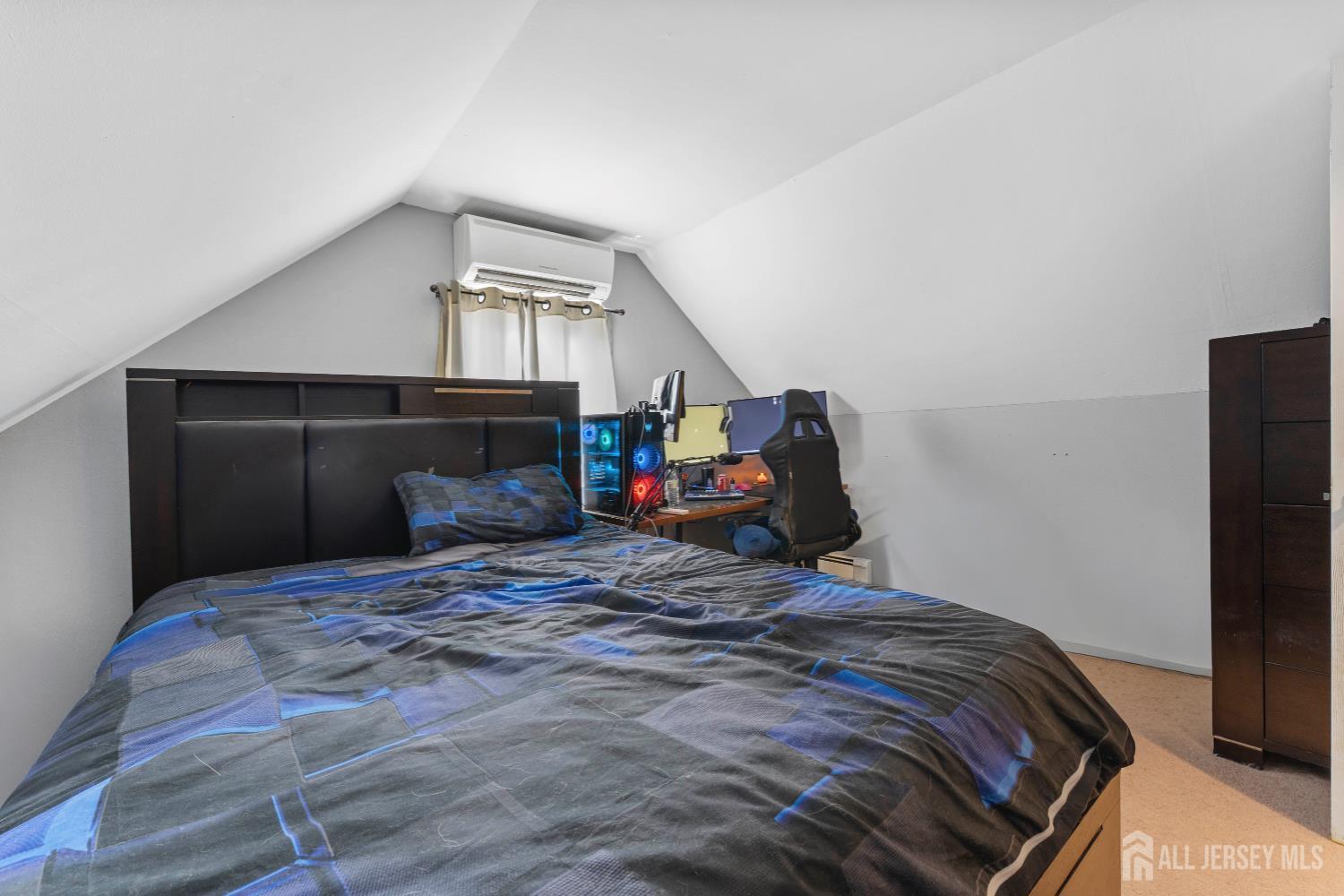 196 Gabriel Terrace Sayreville NJ 08879