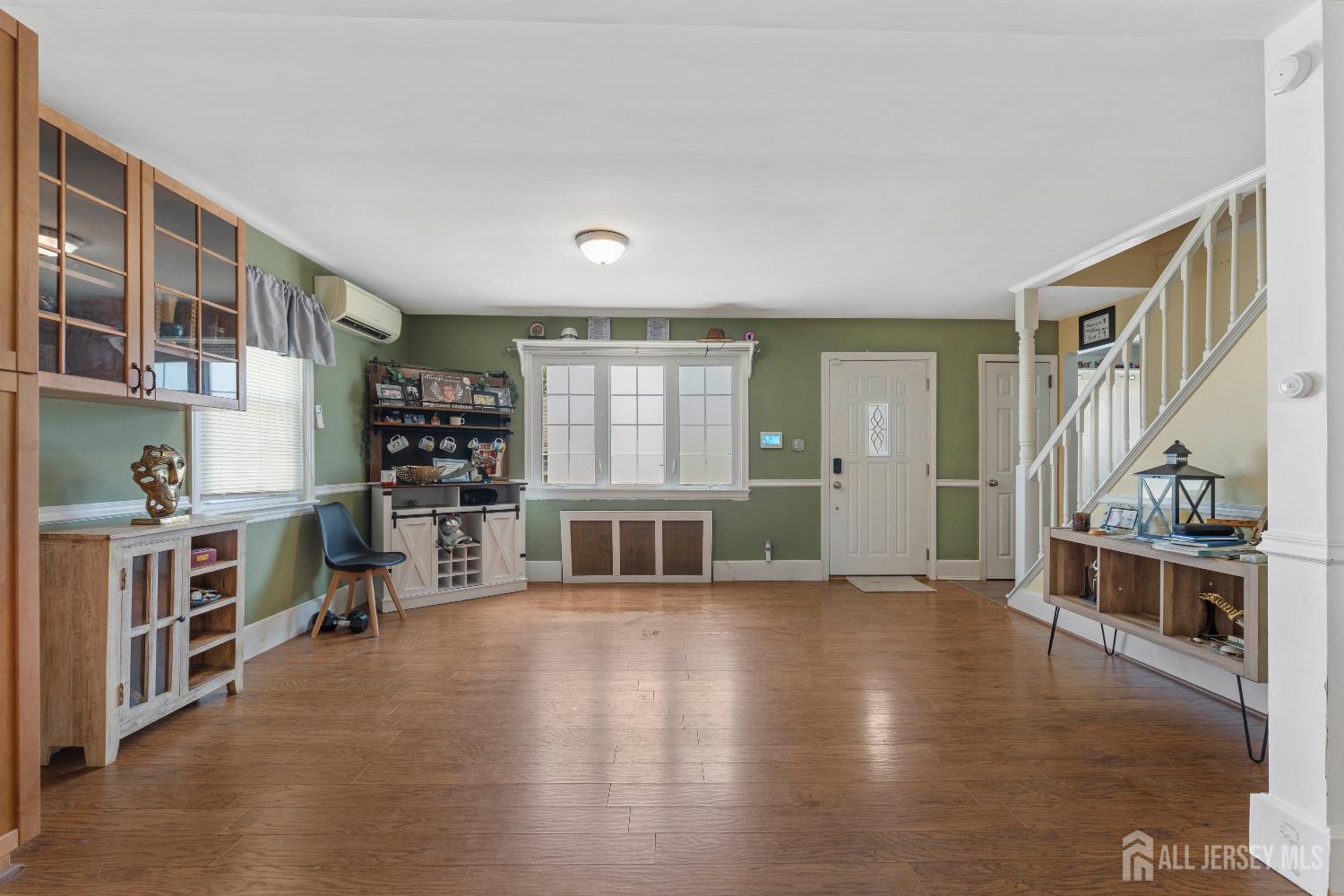 196 Gabriel Terrace Sayreville NJ 08879