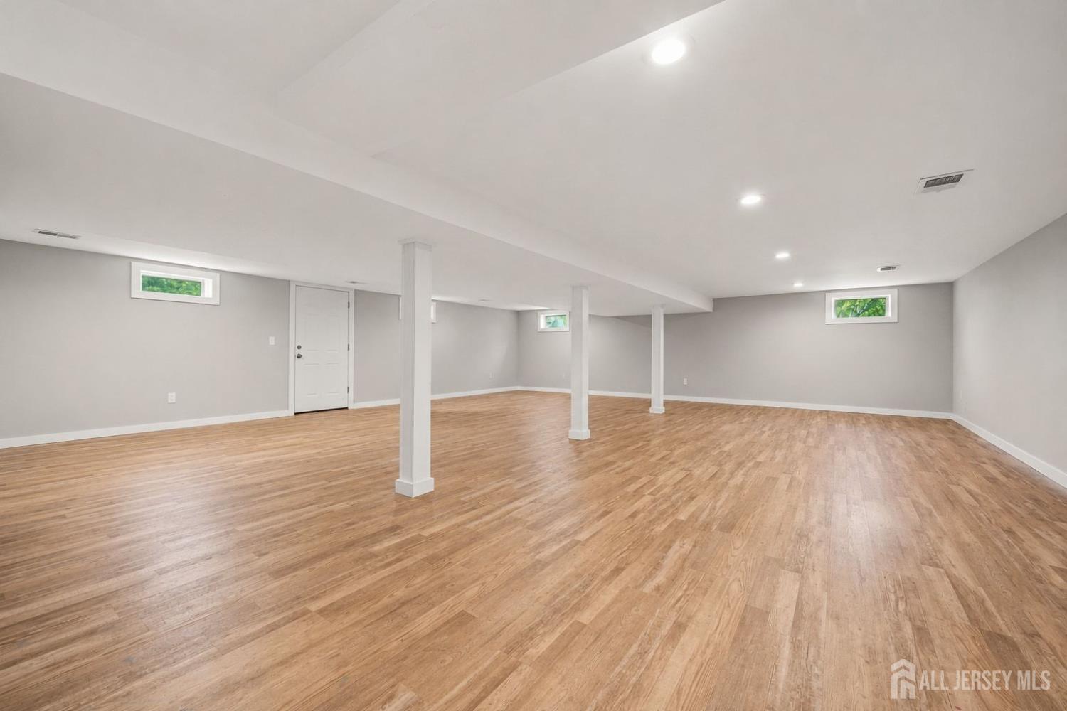 26 Morris Avenue Edison NJ 08837