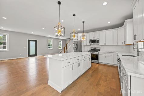 26 Morris Avenue Edison NJ 08837