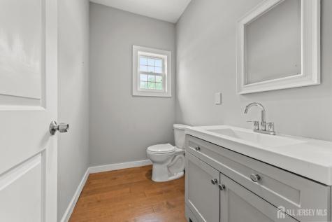 26 Morris Avenue Edison NJ 08837