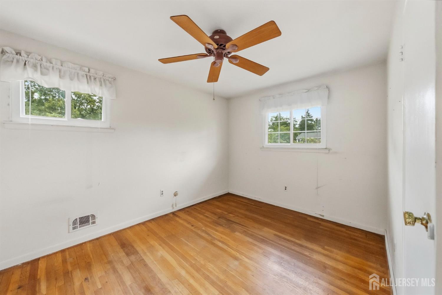 26 Bradford Road East Brunswick NJ 08816
