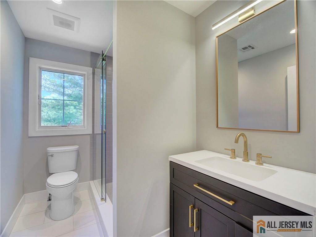 529 Wood Avenue Edison NJ 08820