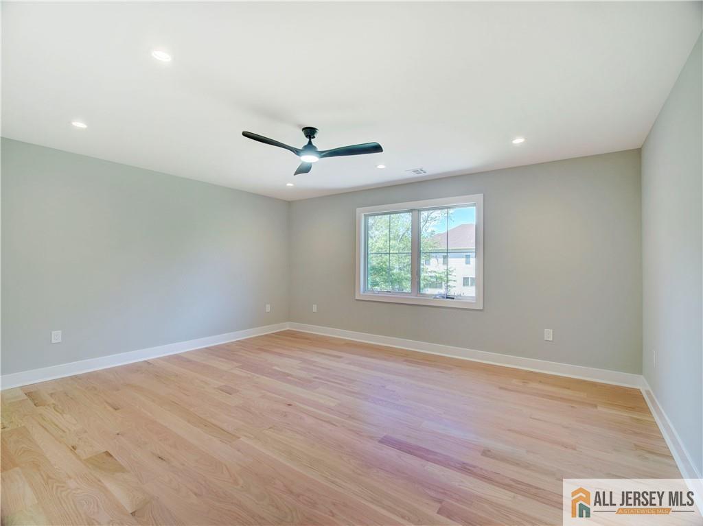 529 Wood Avenue Edison NJ 08820