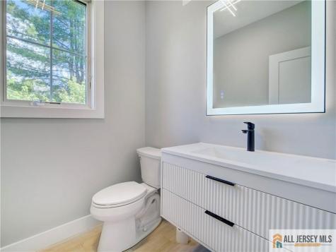 529 Wood Avenue Edison NJ 08820