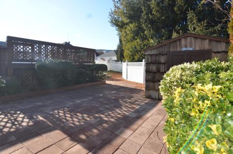 27 Henley Street Woodbridge Proper NJ 07095