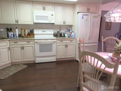 410 Genista Plaza Monroe NJ 08831