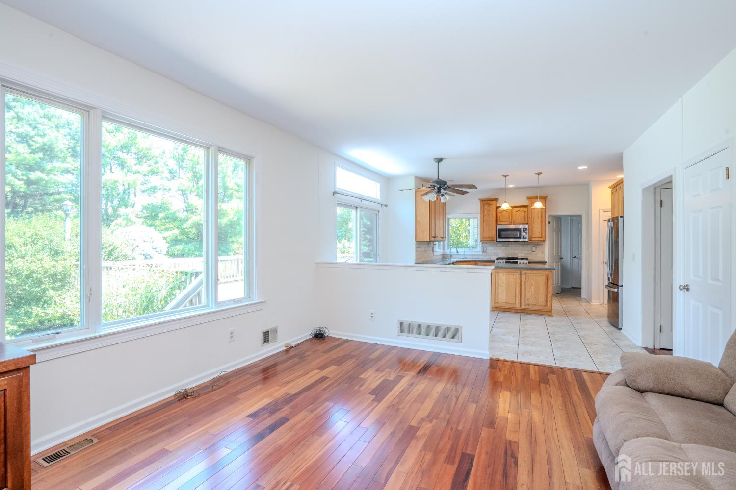 32 W Kincaid Drive West Windsor NJ 08550