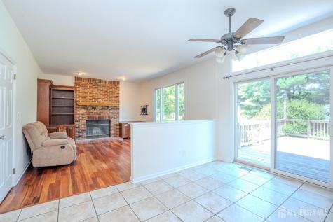 32 W Kincaid Drive West Windsor NJ 08550