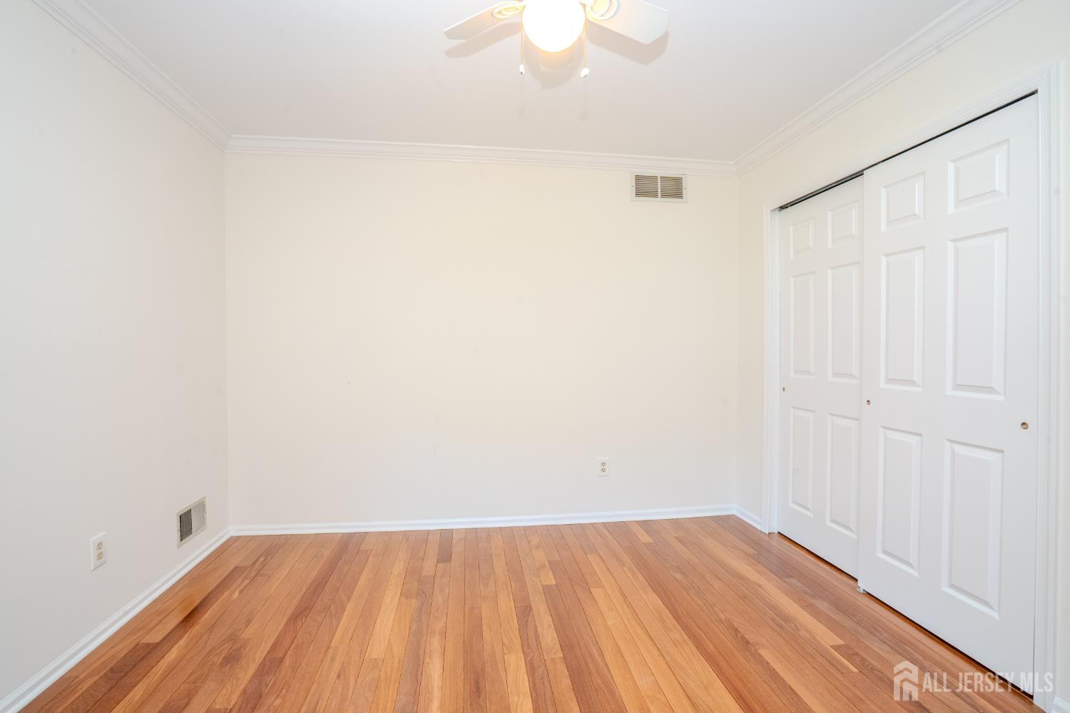 32 W Kincaid Drive West Windsor NJ 08550