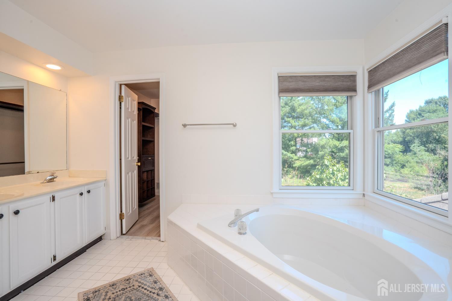 32 W Kincaid Drive West Windsor NJ 08550