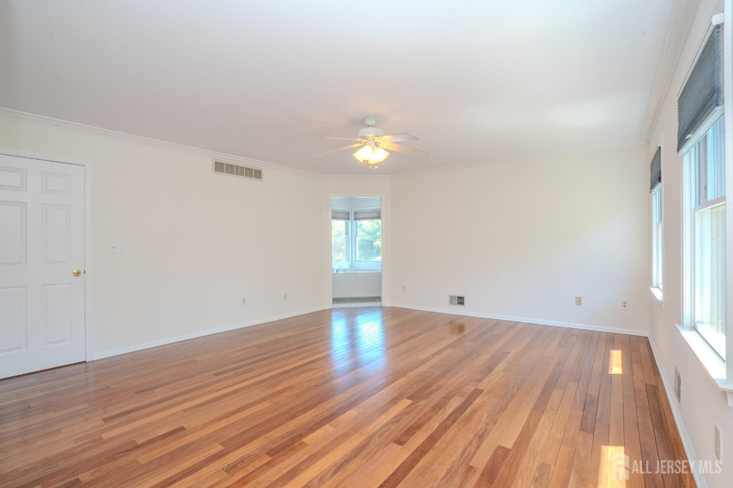 32 W Kincaid Drive West Windsor NJ 08550