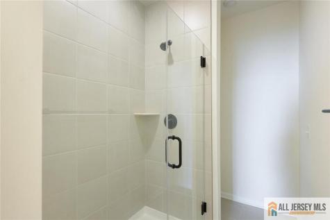 228 Peyton Place New Brunswick NJ 08901