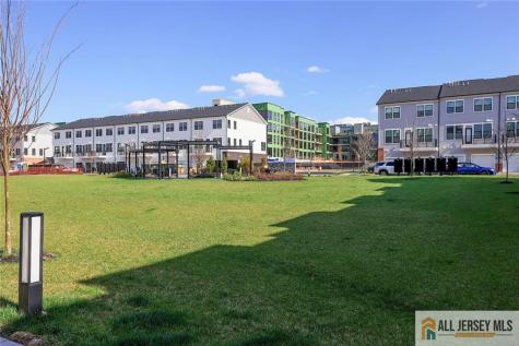 228 Peyton Place New Brunswick NJ 08901