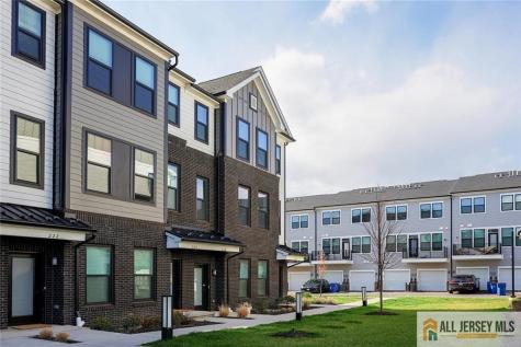 228 Peyton Place New Brunswick NJ 08901