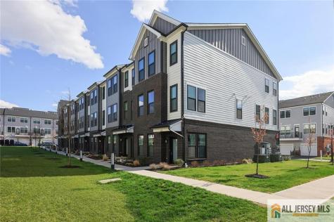 228 Peyton Place New Brunswick NJ 08901