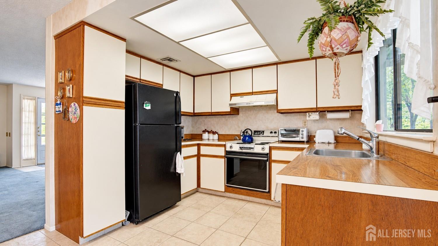 14 Basswood Plaza Monroe NJ 08831