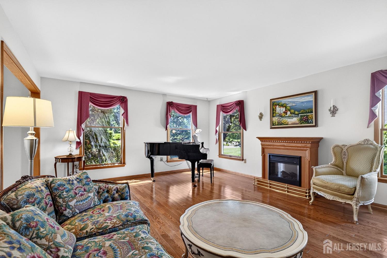 46 Waverly Place South Brunswick NJ 08852
