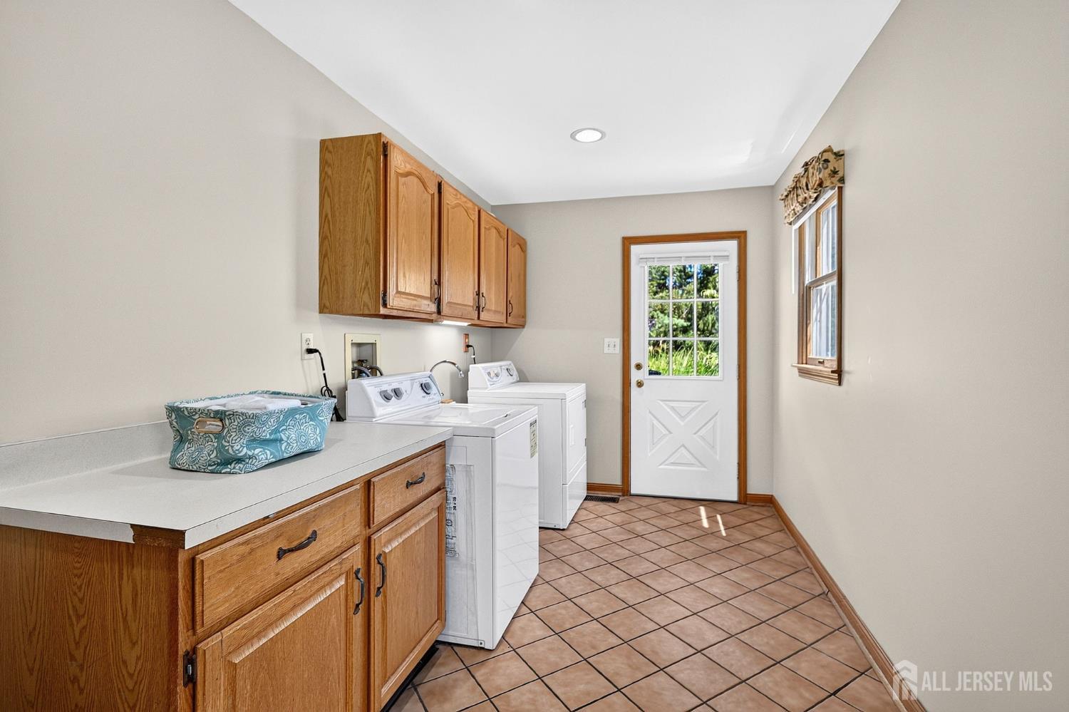 46 Waverly Place South Brunswick NJ 08852