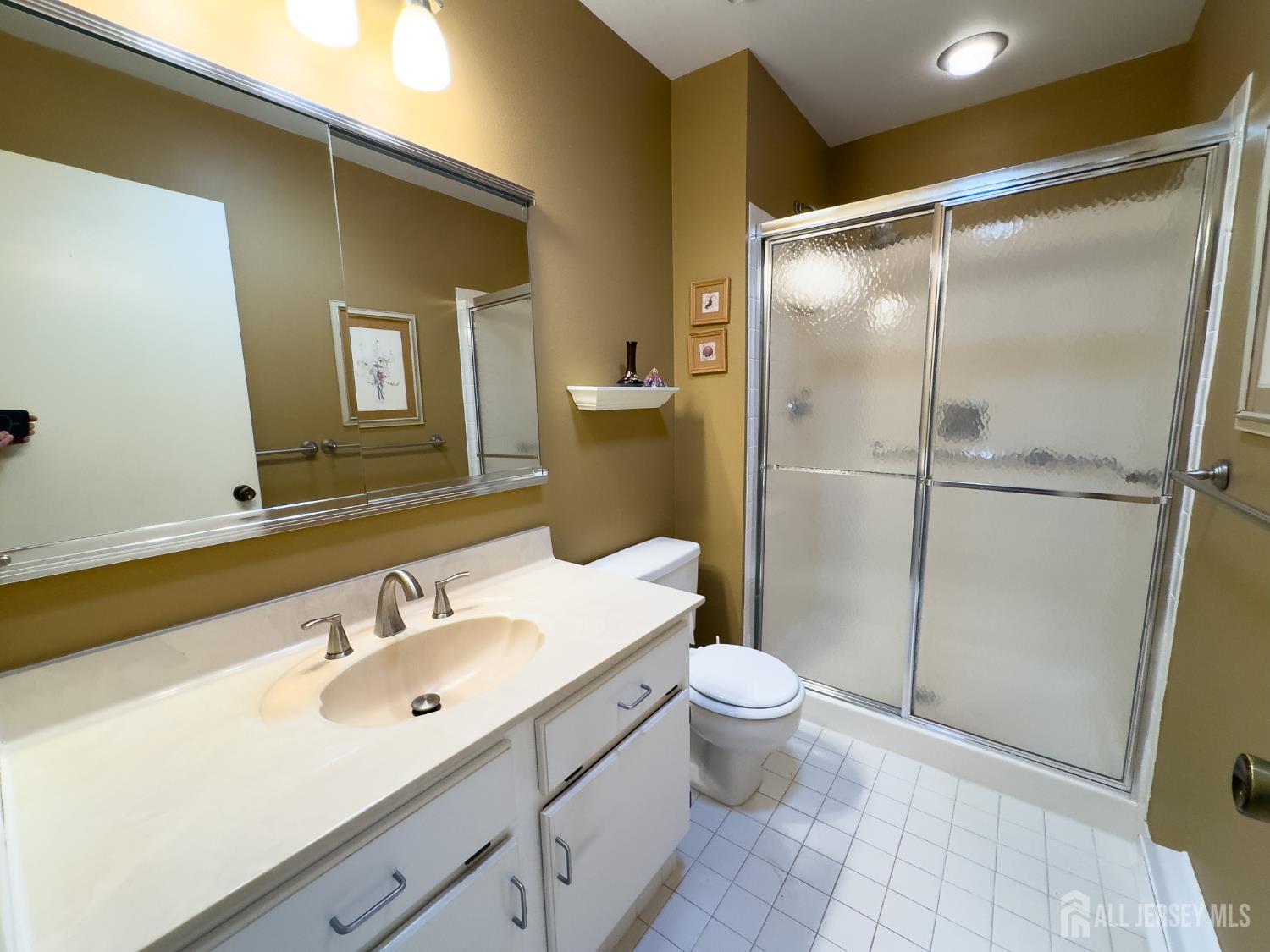 729-B Ralston Plaza Middlesex NJ 08831
