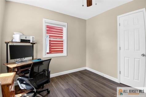 37 Eberly Place Fords NJ 08863