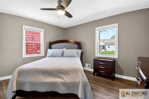 37 Eberly Place Fords NJ 08863