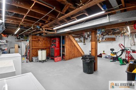 37 Eberly Place Fords NJ 08863