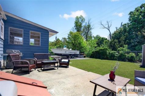 37 Eberly Place Fords NJ 08863