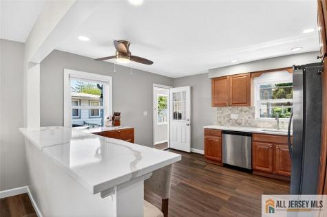 37 Eberly Place Fords NJ 08863