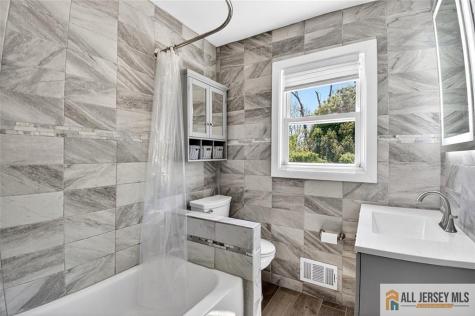 37 Eberly Place Fords NJ 08863