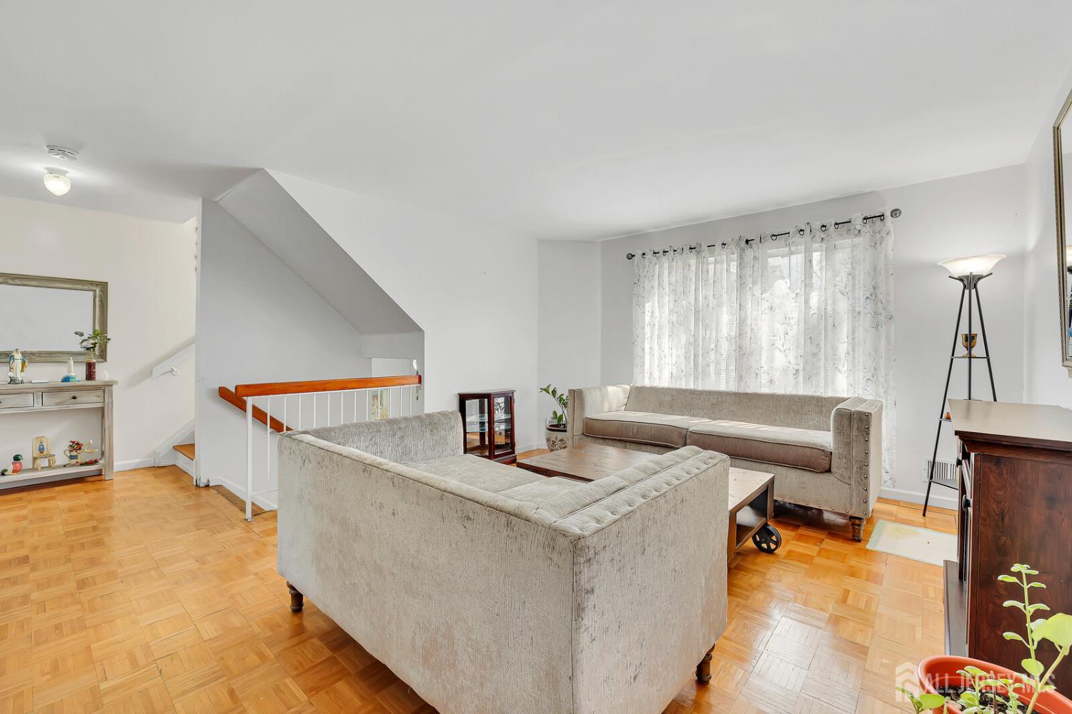 402 Holly Drive Perth Amboy NJ 08861