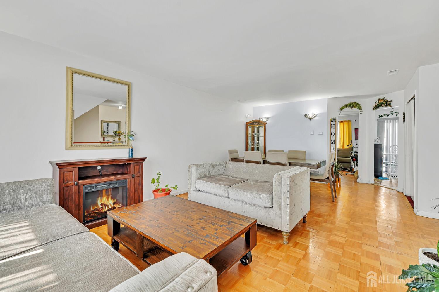 402 Holly Drive Perth Amboy NJ 08861