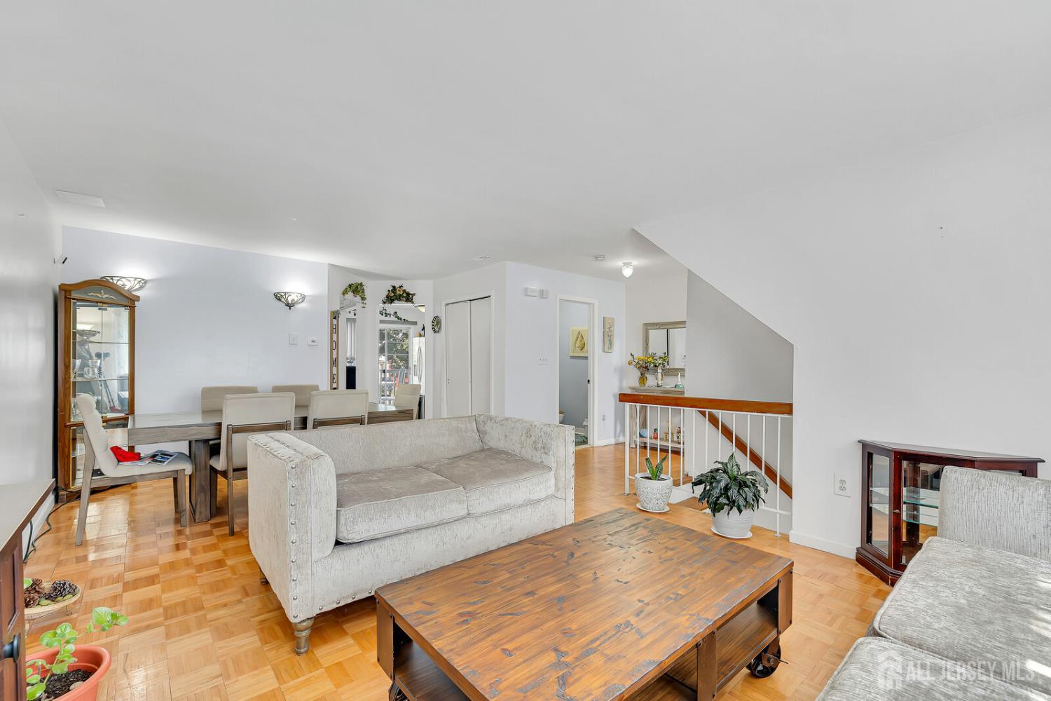 402 Holly Drive Perth Amboy NJ 08861
