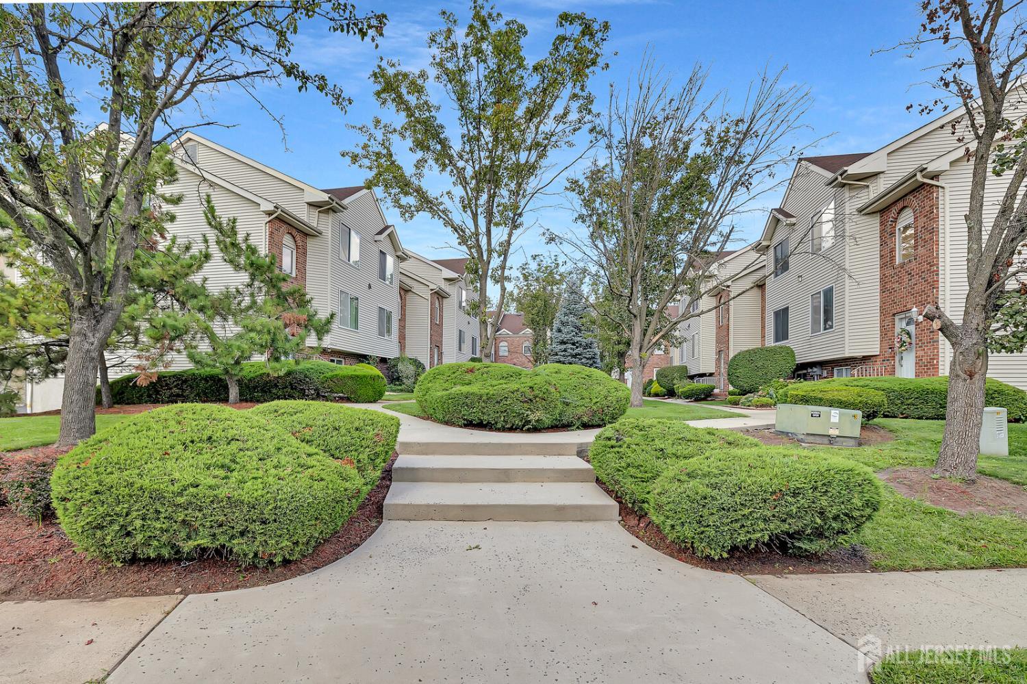 402 Holly Drive Perth Amboy NJ 08861