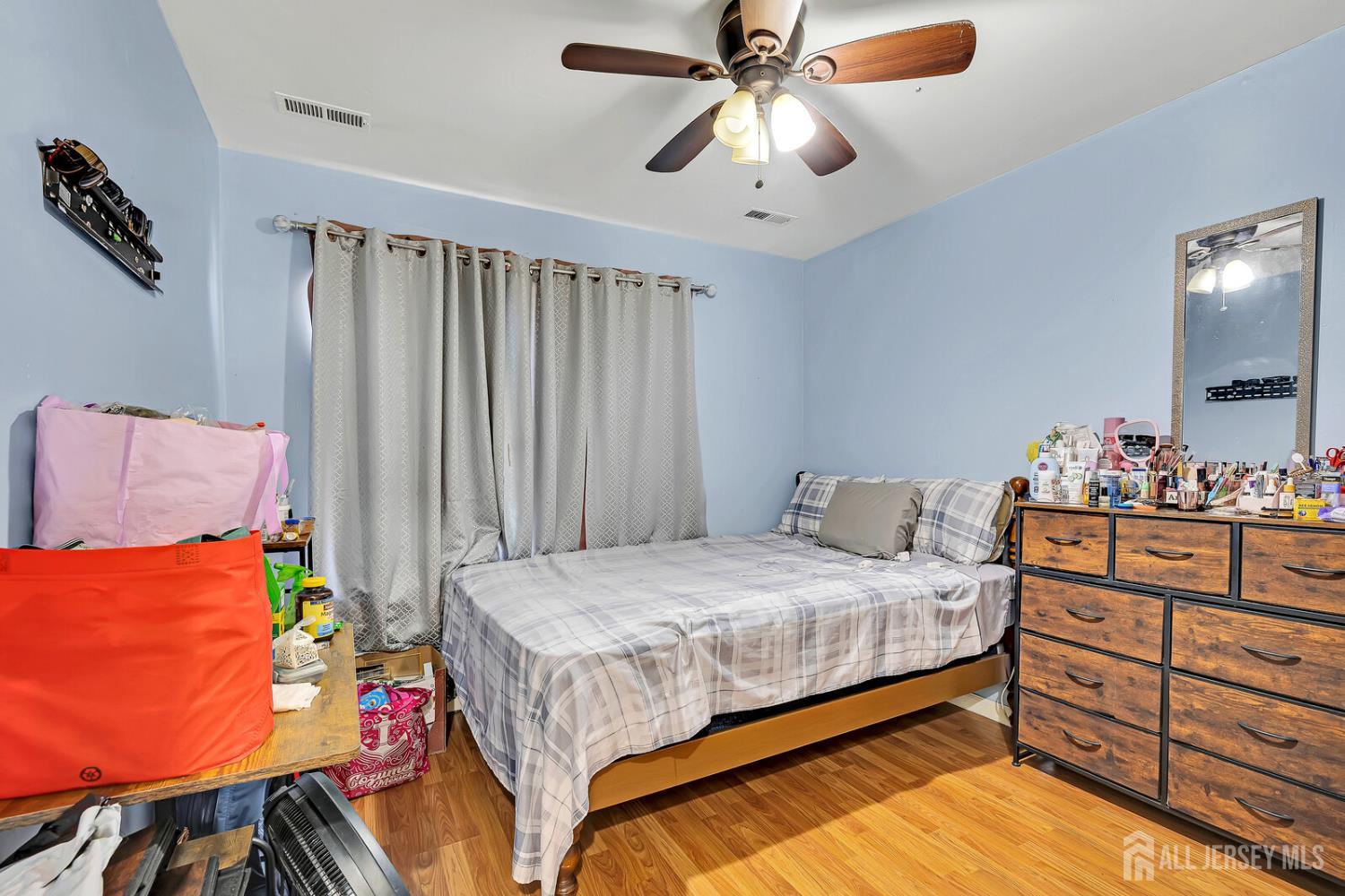 402 Holly Drive Perth Amboy NJ 08861